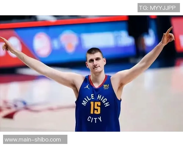 杨瀚森弧顶巧妙策应约基奇式助攻助队友轻松上篮